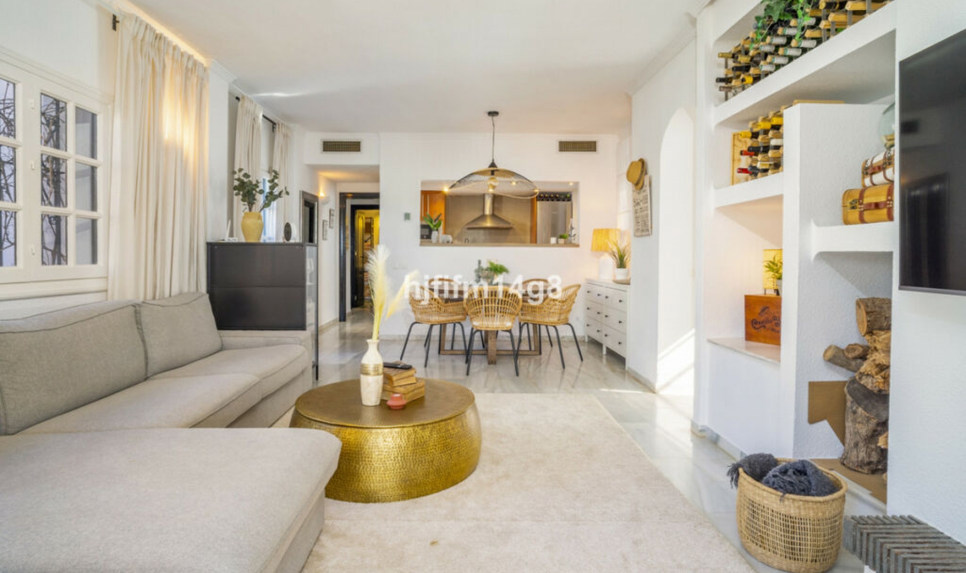Resale - Apartment -
Nueva Andalucía