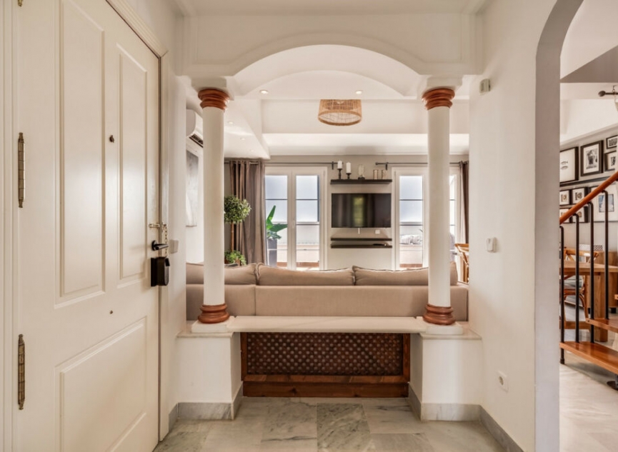 Resale - Apartment -
Nueva Andalucía