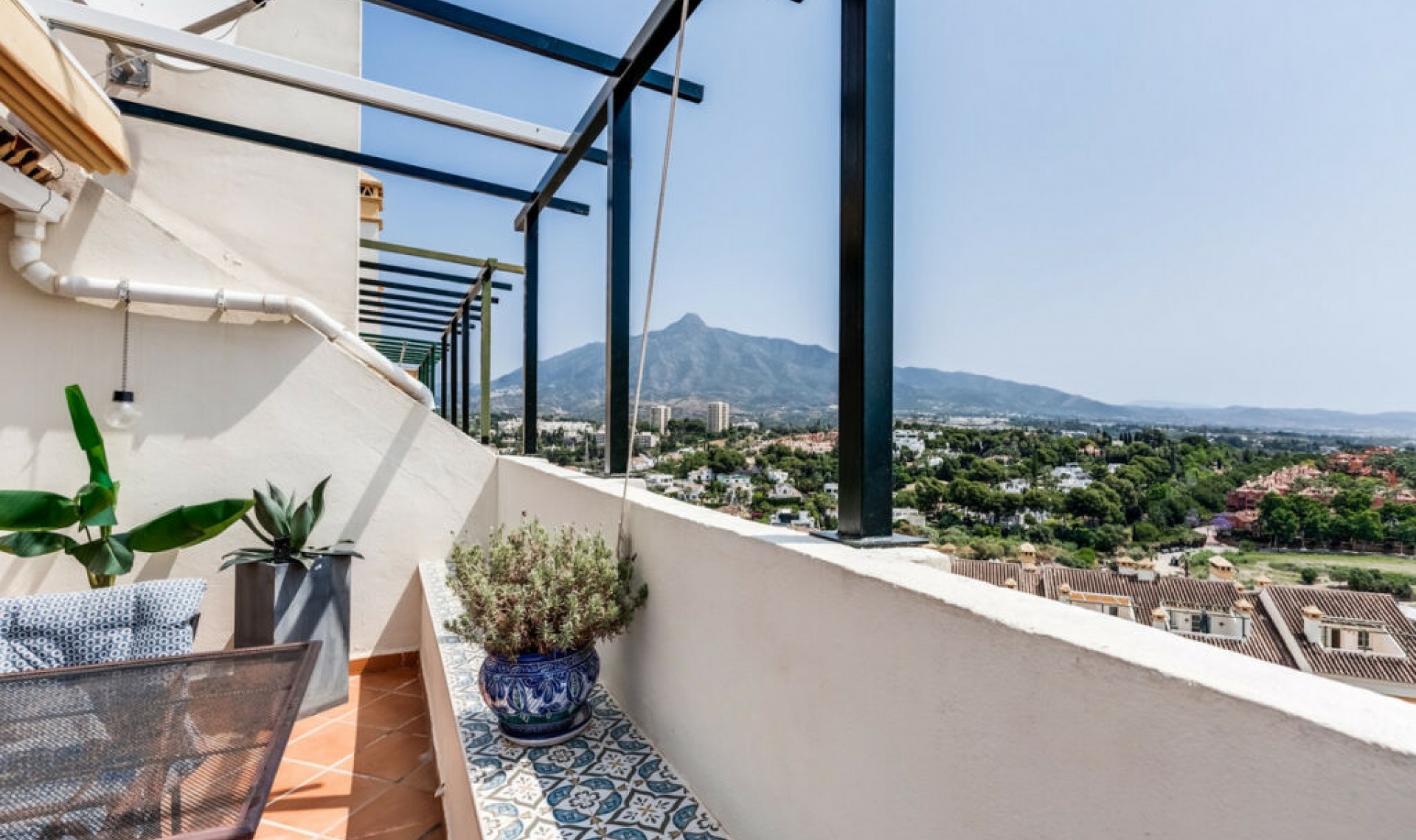 Resale - Apartment -
Nueva Andalucía