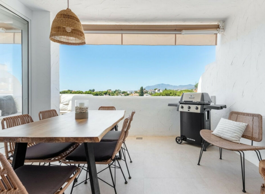 Resale - Apartment -
Nueva Andalucía