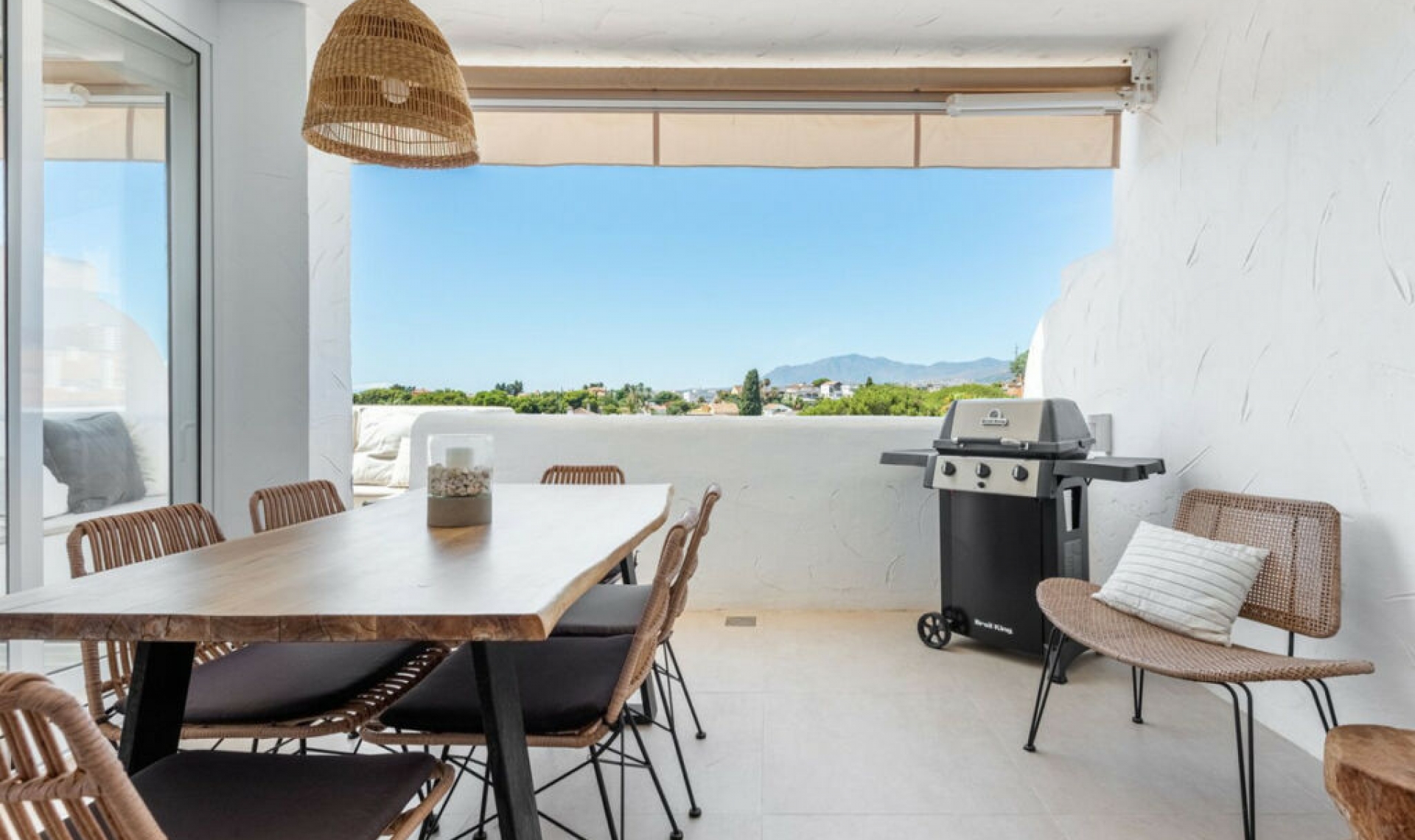 Resale - Apartment -
Nueva Andalucía