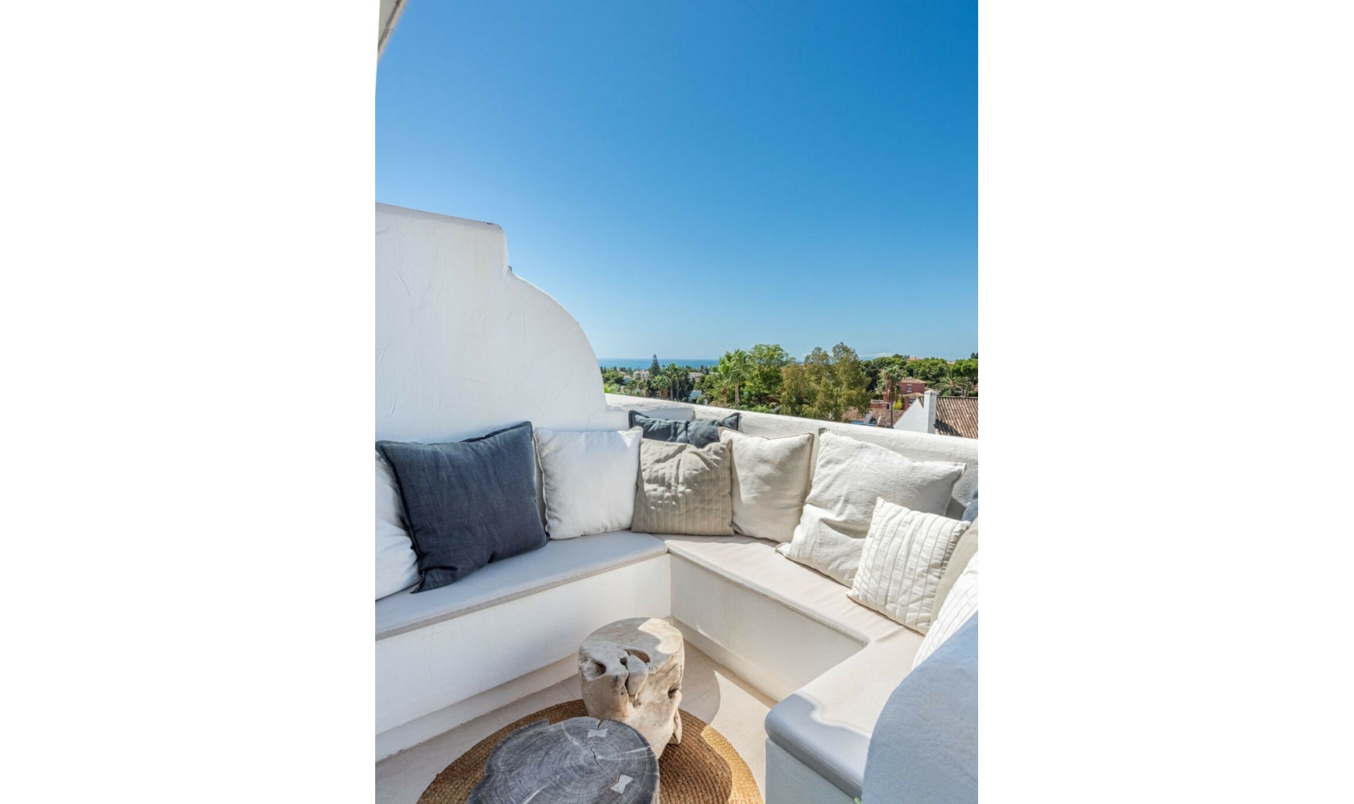 Resale - Apartment -
Nueva Andalucía