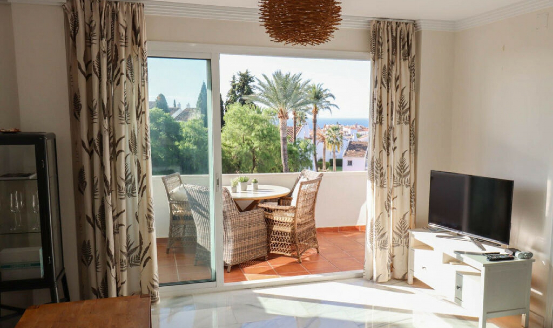 Resale - Apartment -
Nueva Andalucía