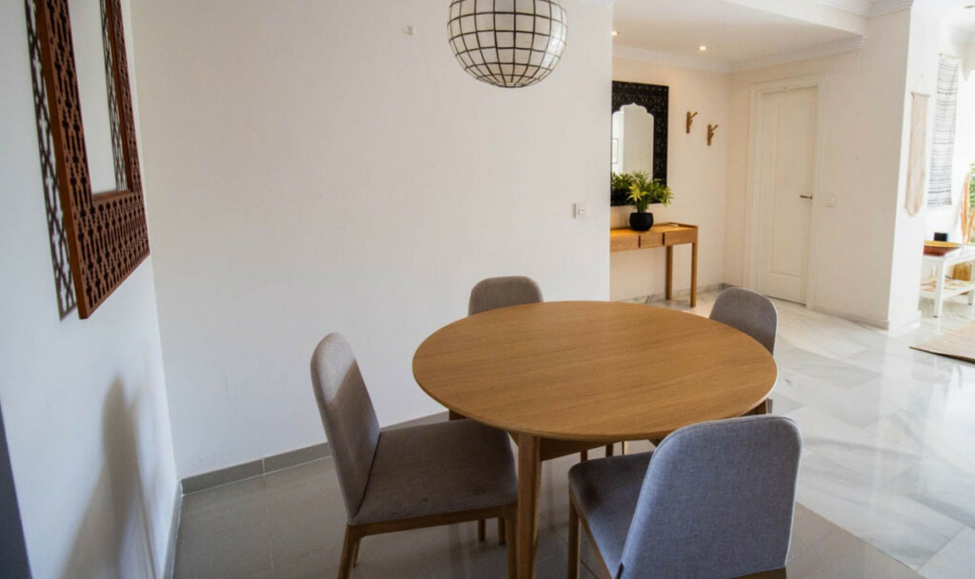 Resale - Apartment -
Nueva Andalucía