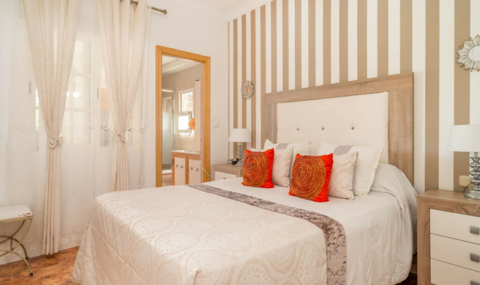 Resale - Apartment -
Nueva Andalucía