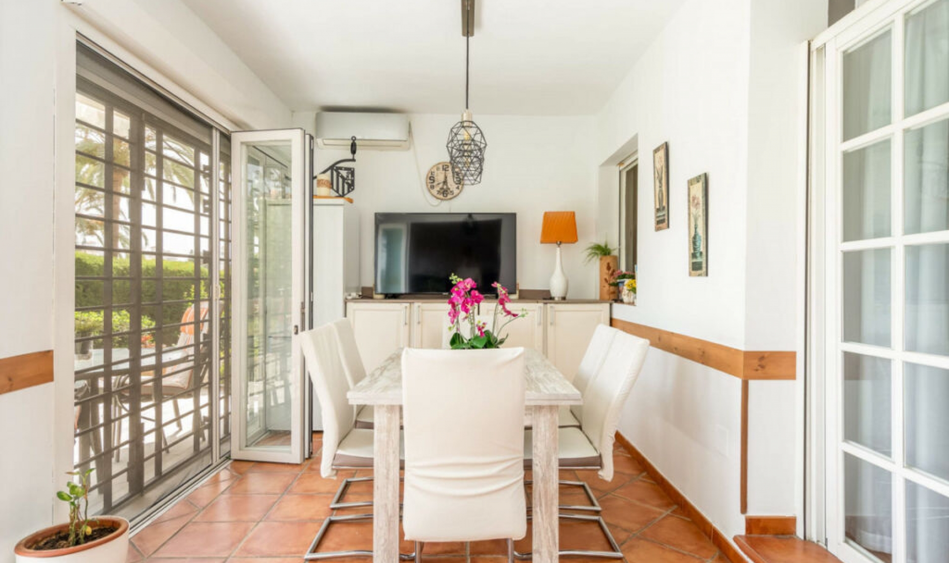 Resale - Apartment -
Nueva Andalucía