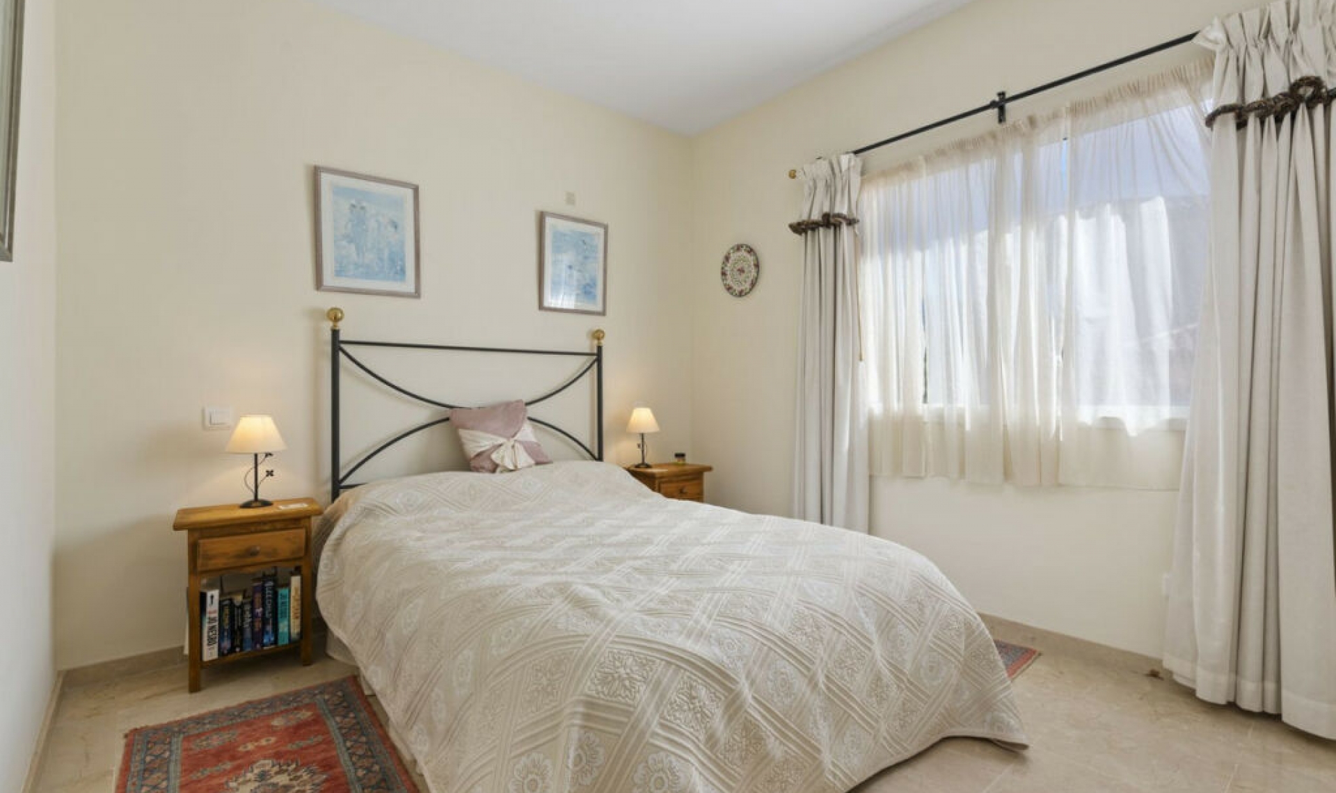 Resale - Apartment -
Nueva Andalucía