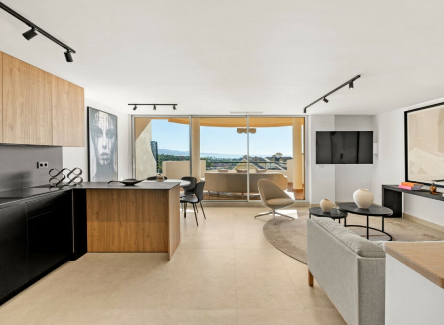 Resale - Apartment -
Nueva Andalucía