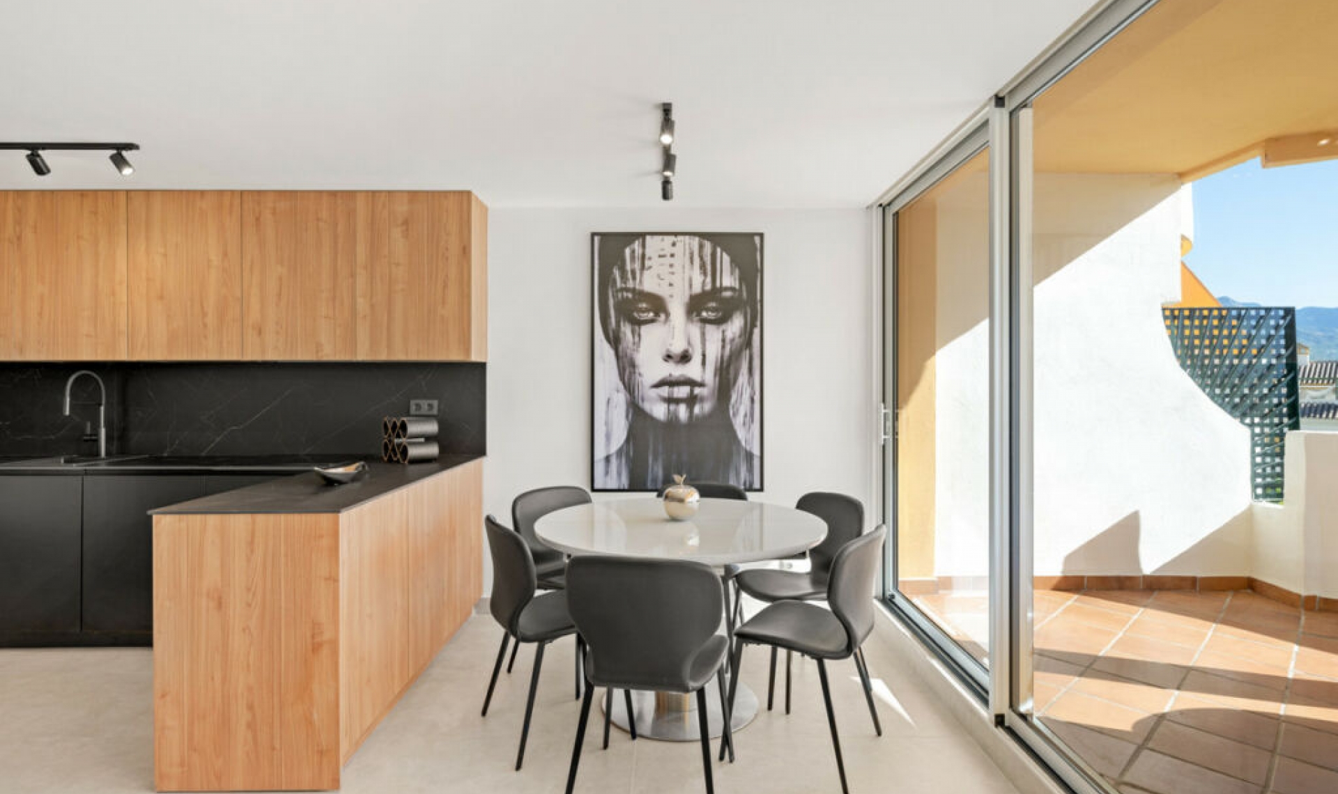 Resale - Apartment -
Nueva Andalucía