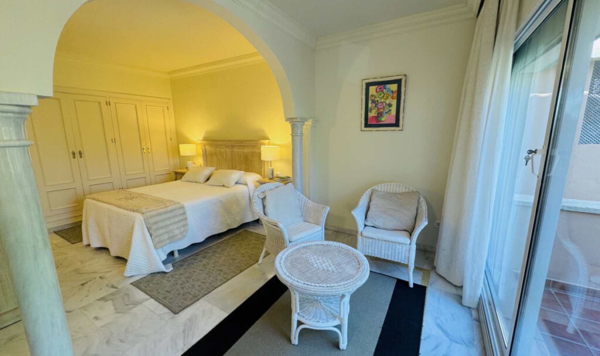 Resale - Apartment -
Nueva Andalucía