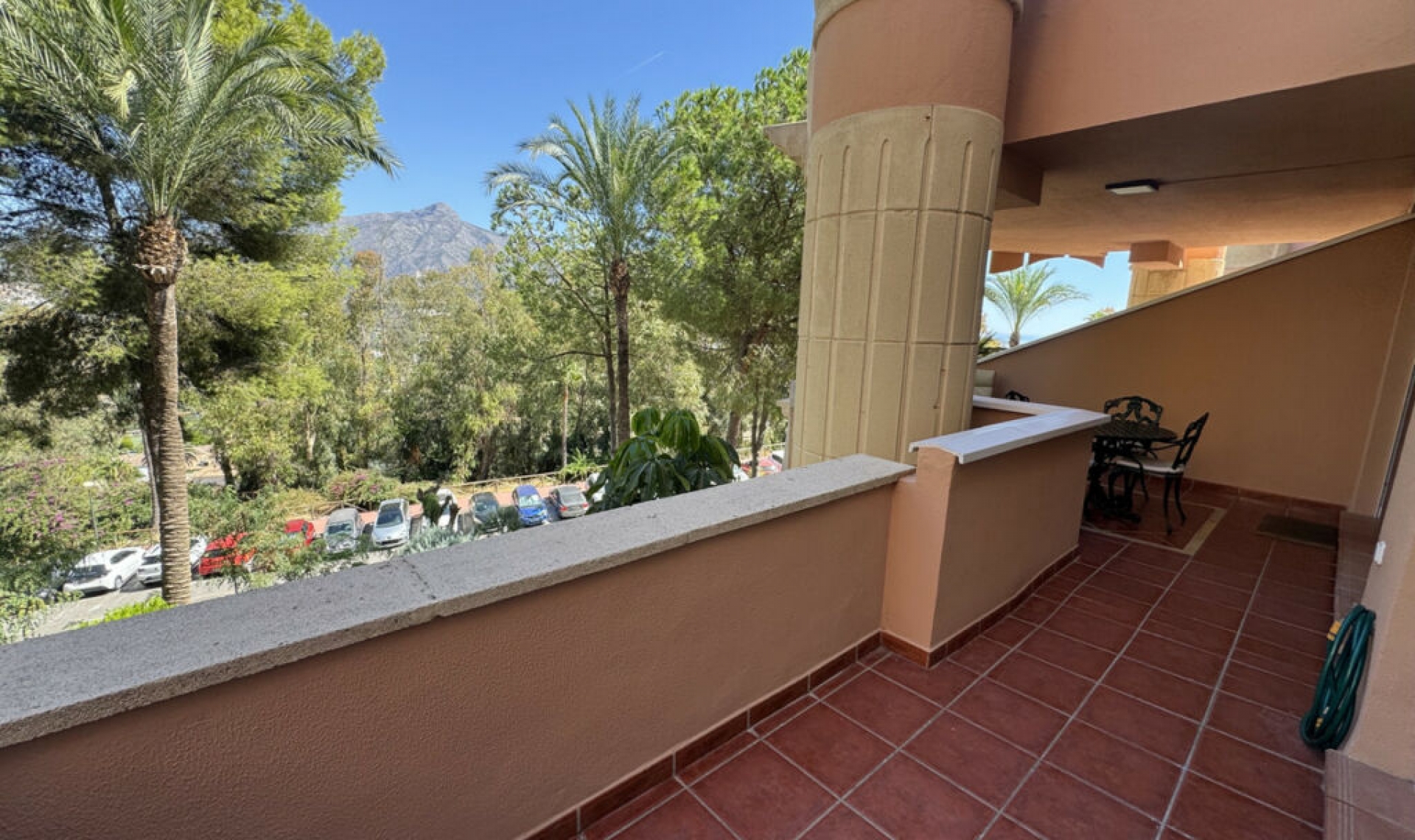 Resale - Apartment -
Nueva Andalucía