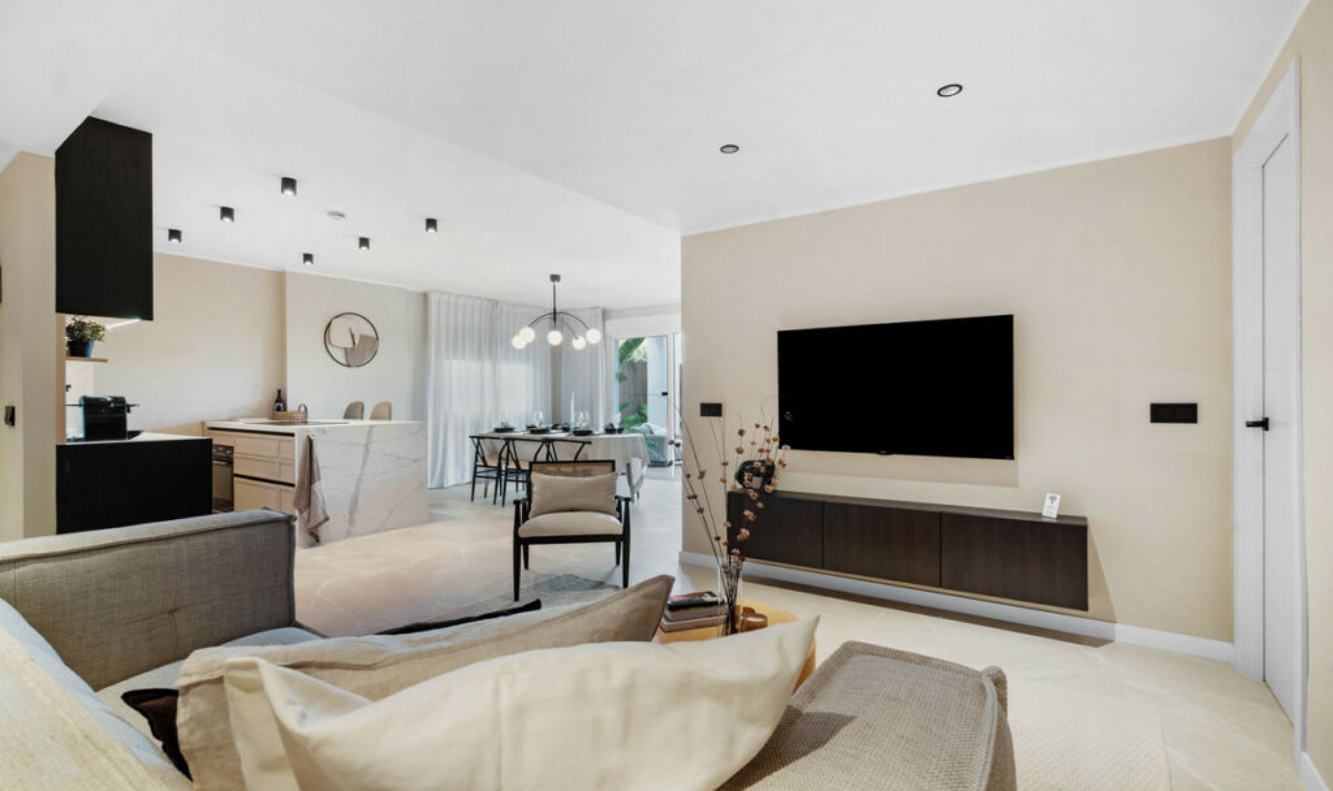 Resale - Apartment -
Nueva Andalucía