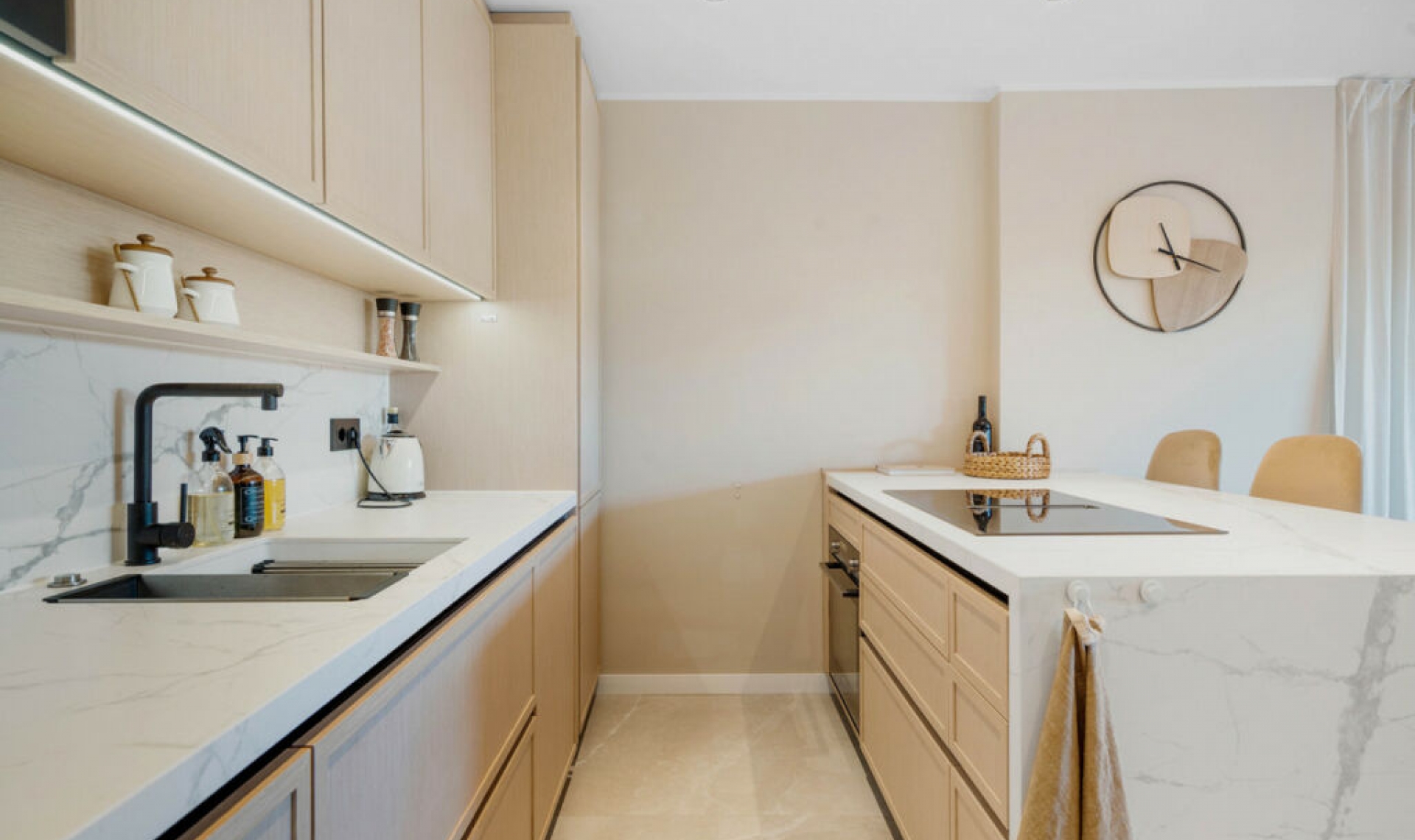 Resale - Apartment -
Nueva Andalucía