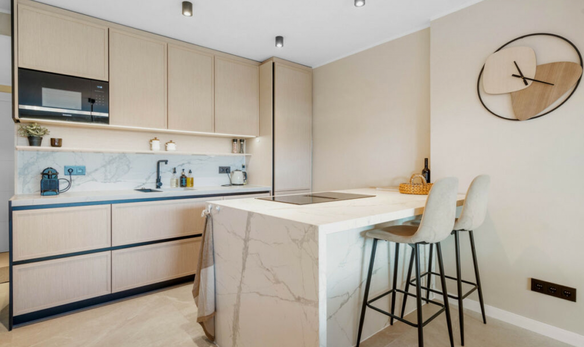 Resale - Apartment -
Nueva Andalucía