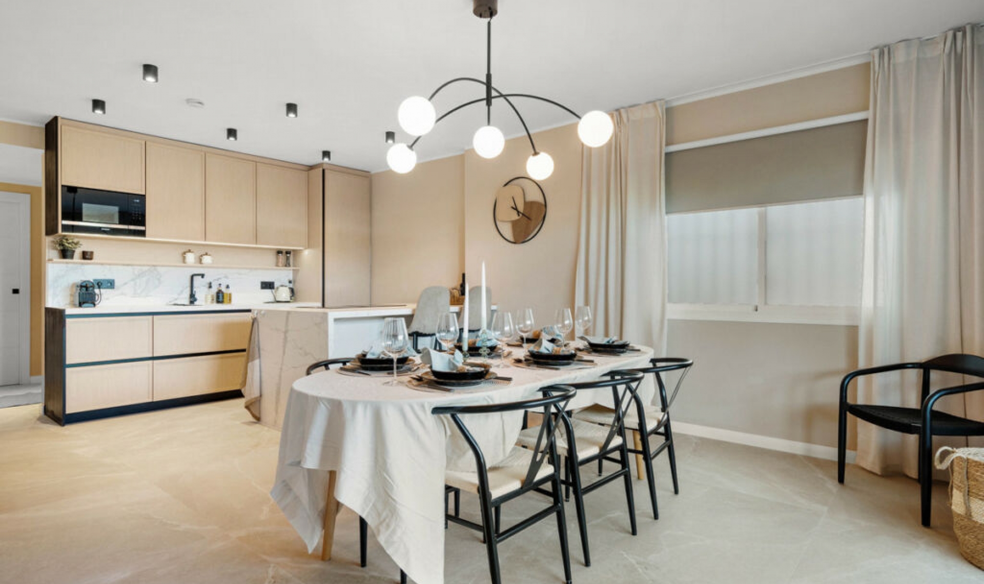 Resale - Apartment -
Nueva Andalucía