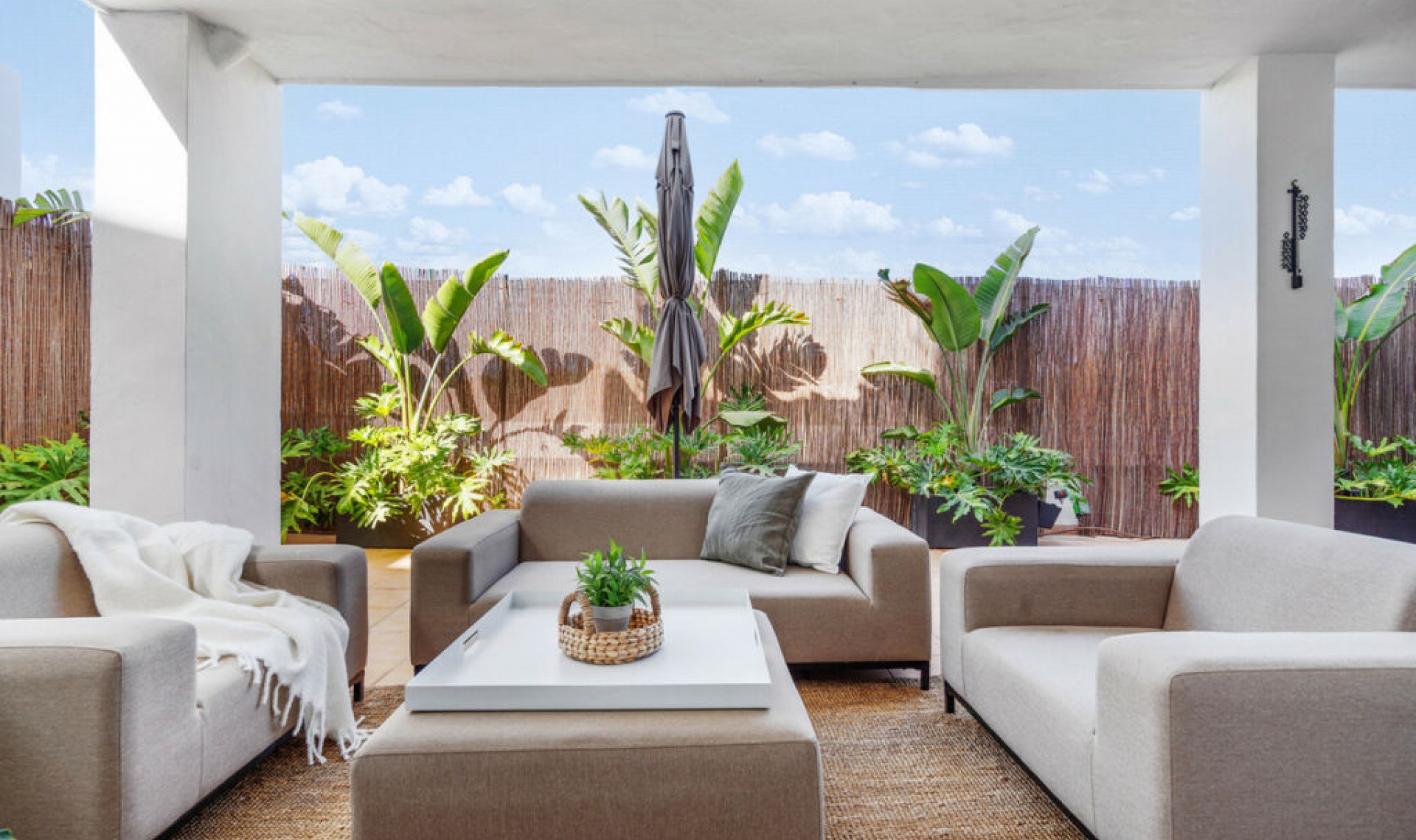 Resale - Apartment -
Nueva Andalucía