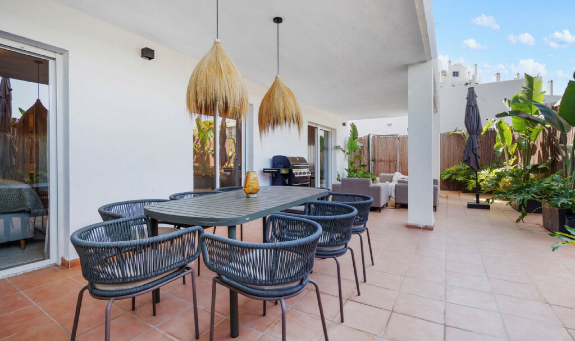 Resale - Apartment -
Nueva Andalucía