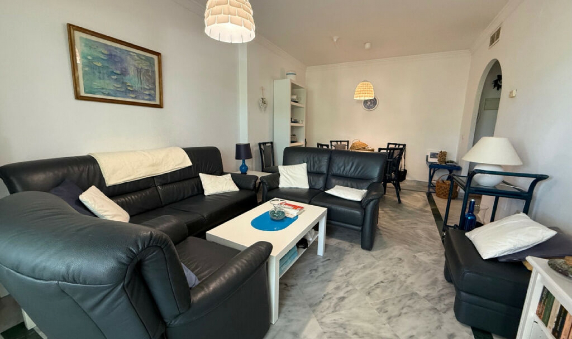 Resale - Apartment -
Nueva Andalucía