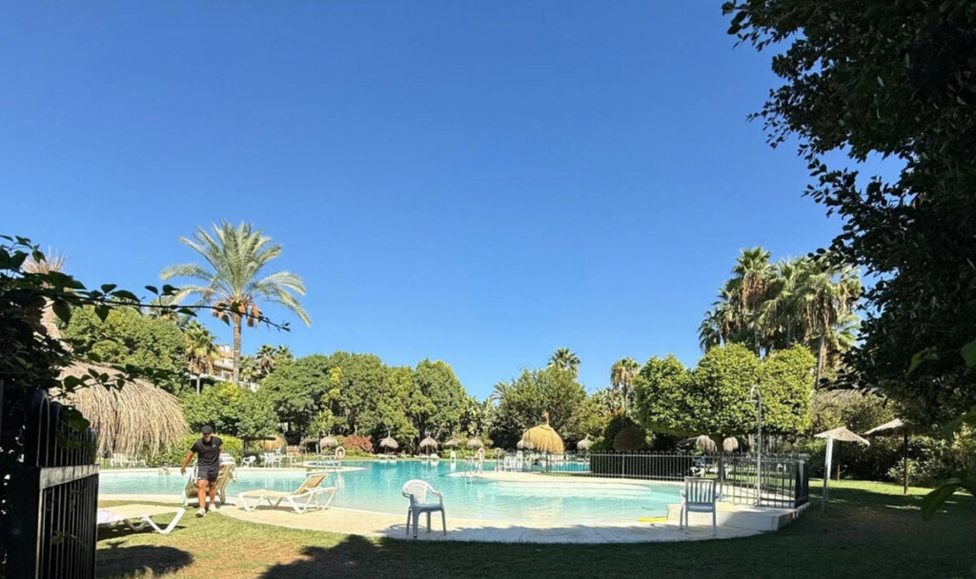 Resale - Apartment -
Nueva Andalucía