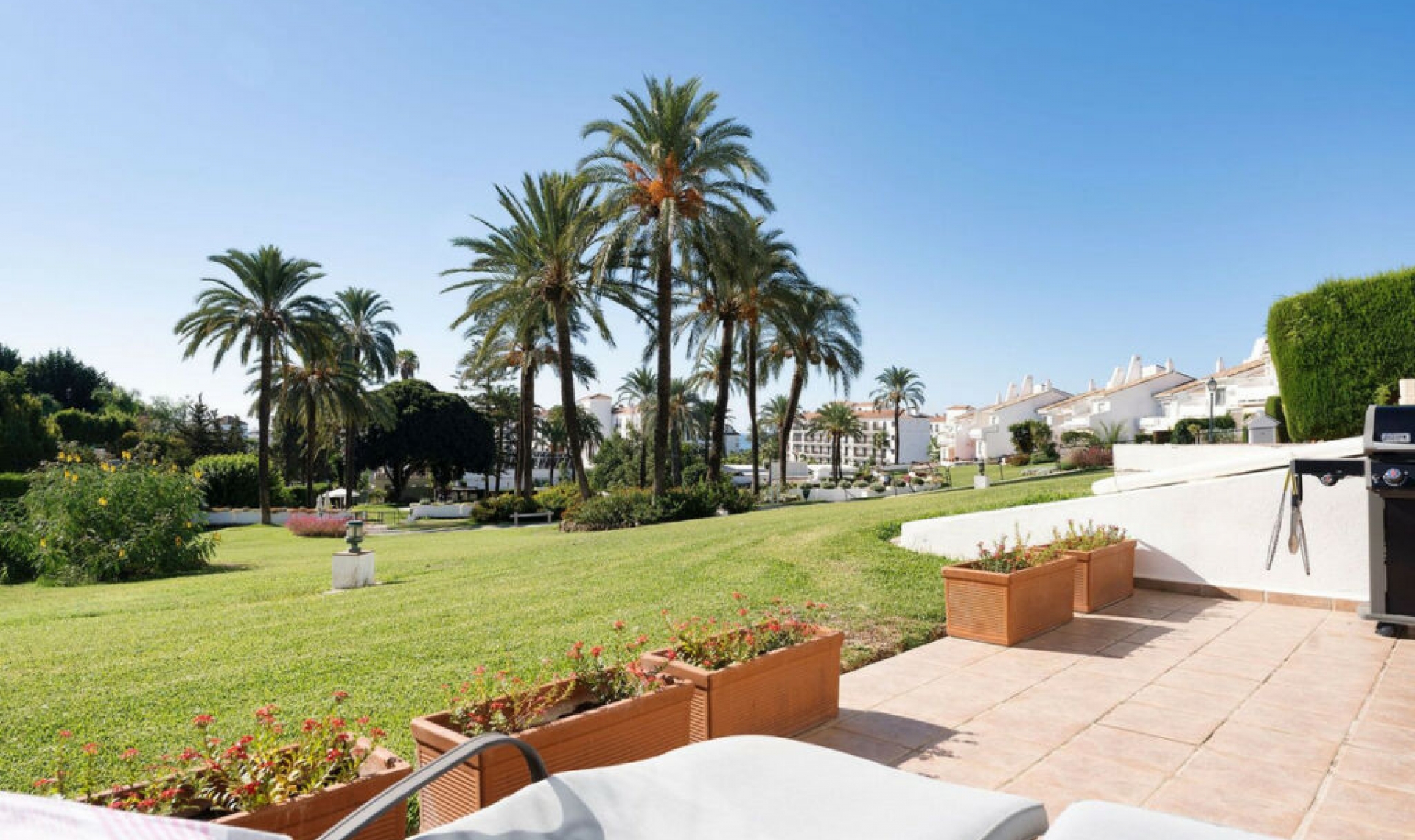 Resale - Apartment -
Nueva Andalucía