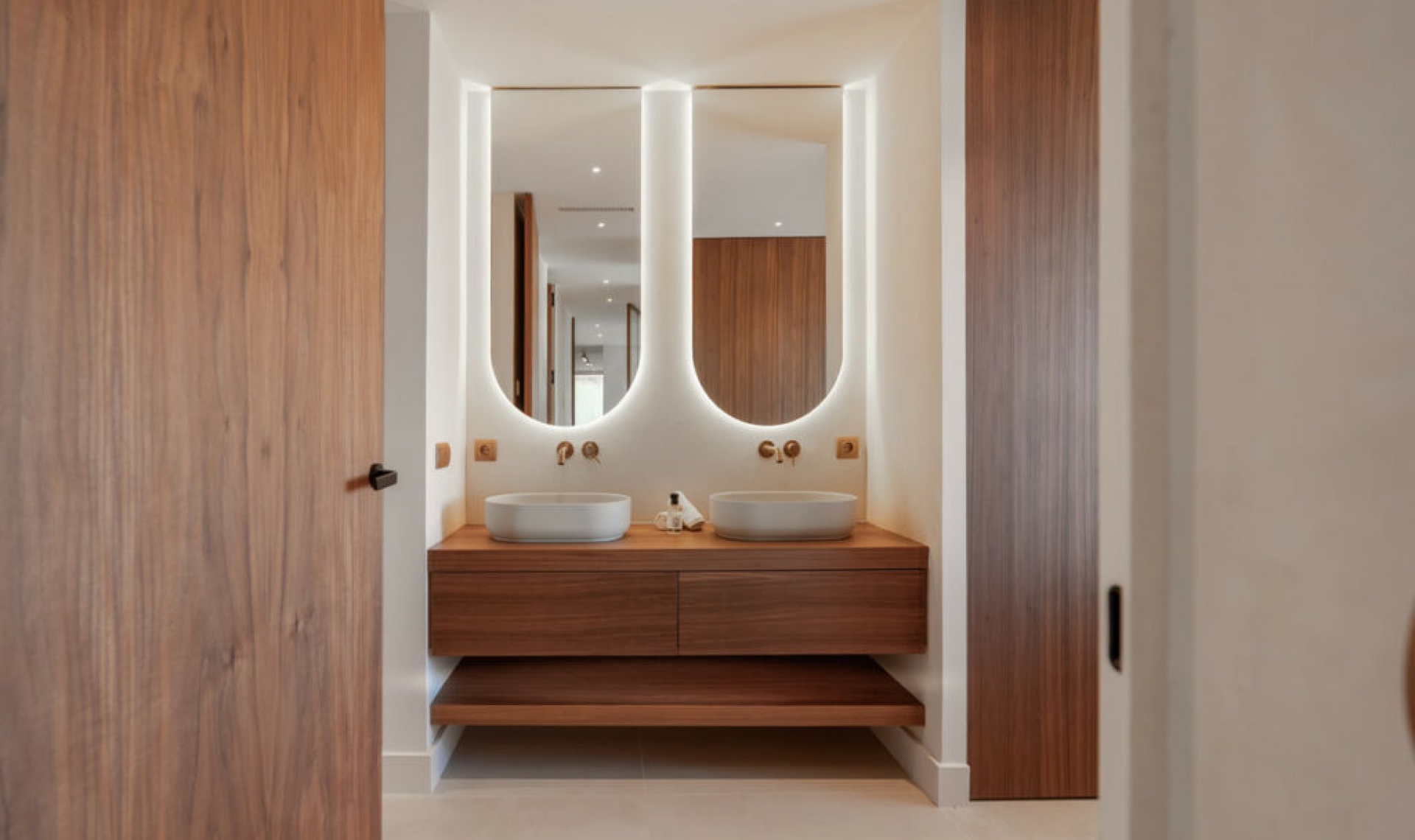 Resale - Apartment -
Nueva Andalucía