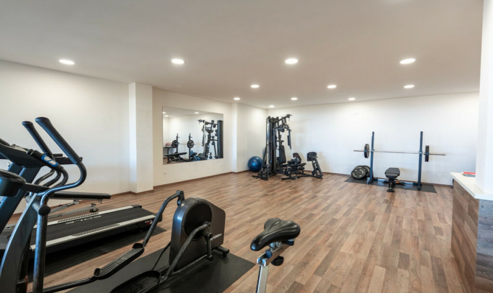 Resale - Apartment -
Nueva Andalucía