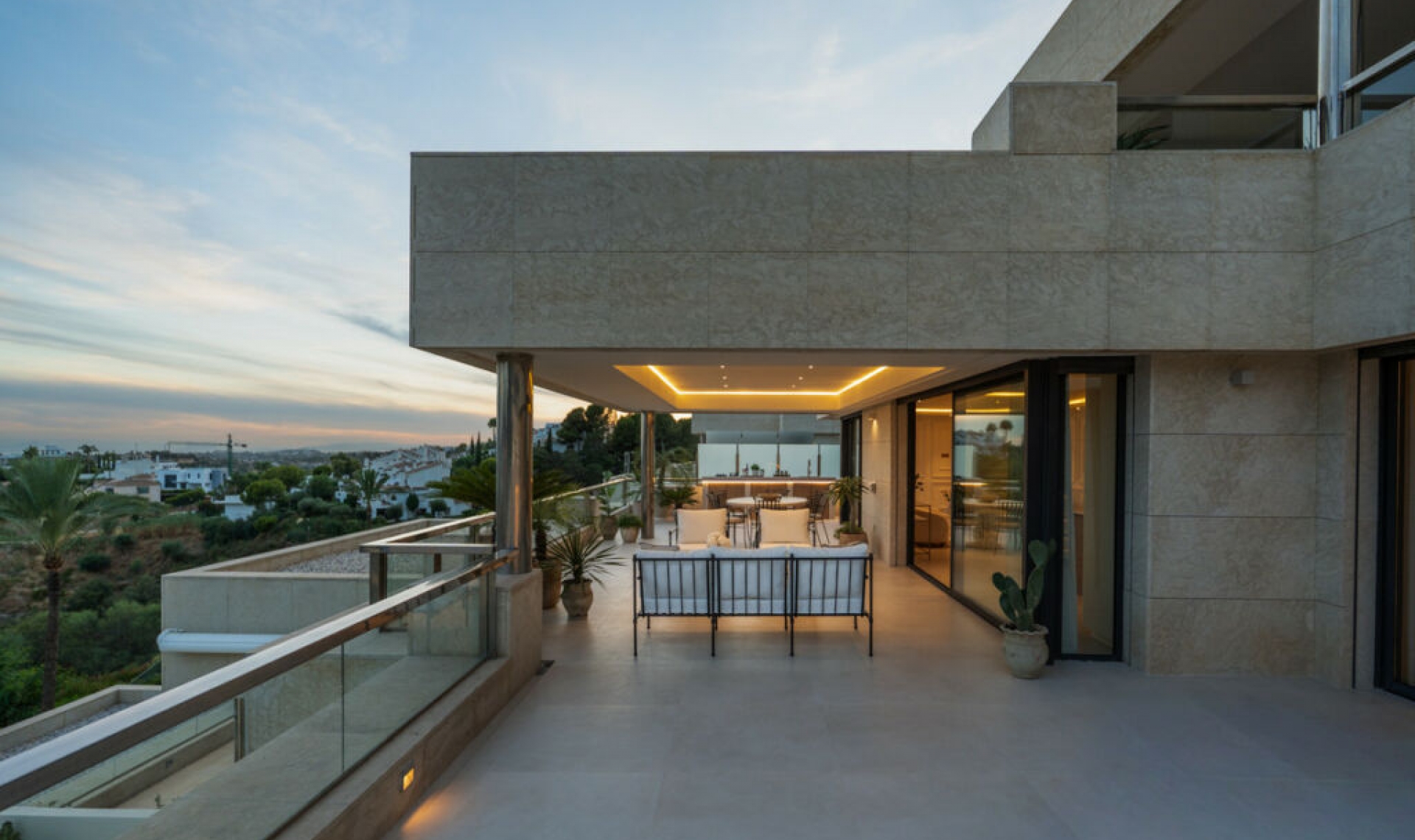 Resale - Apartment -
Nueva Andalucía