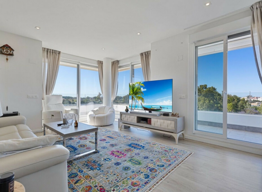 Resale - Apartment -
Nueva Andalucía