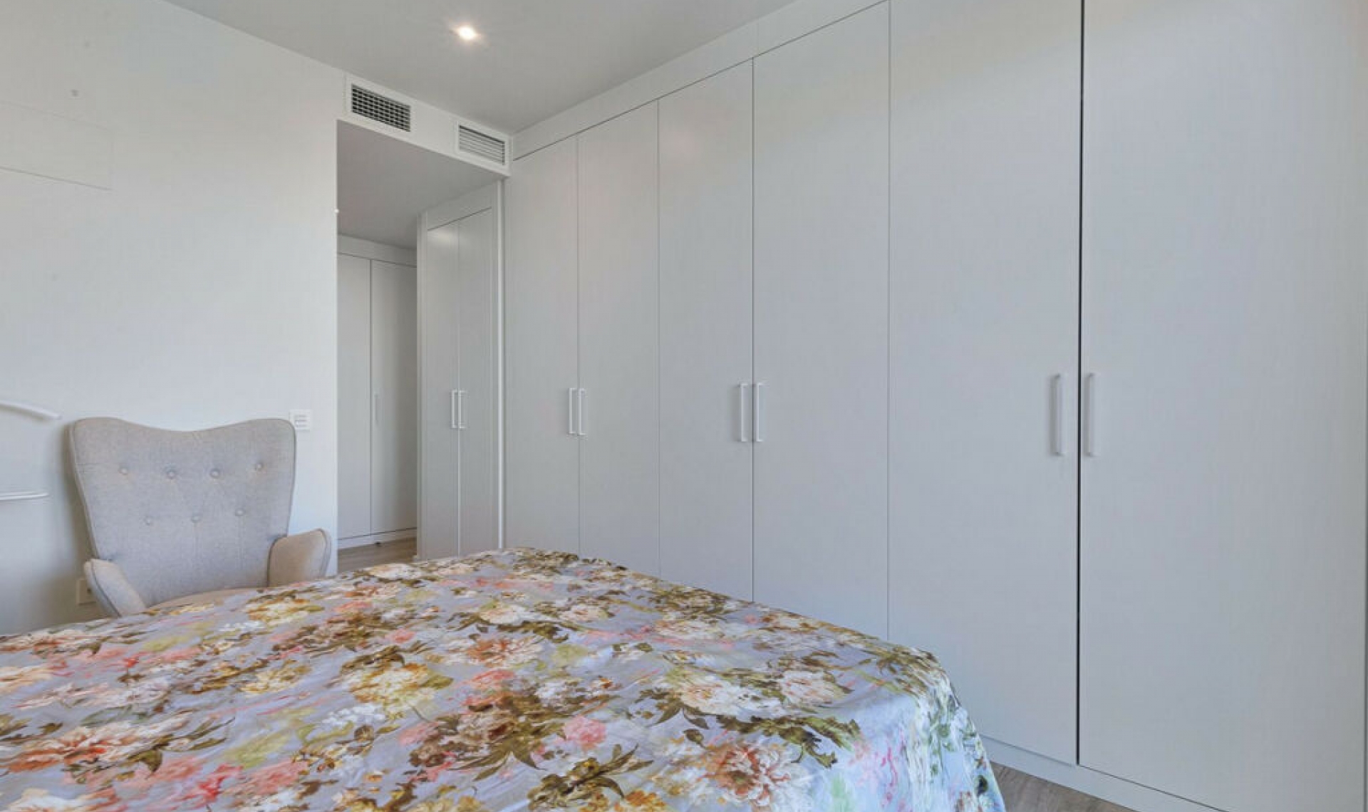 Resale - Apartment -
Nueva Andalucía