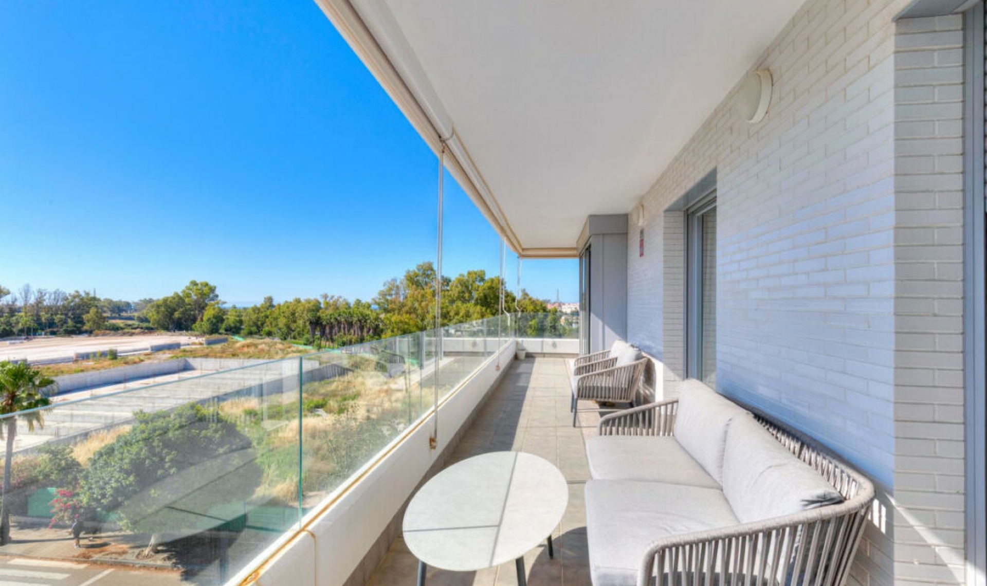 Resale - Apartment -
Nueva Andalucía