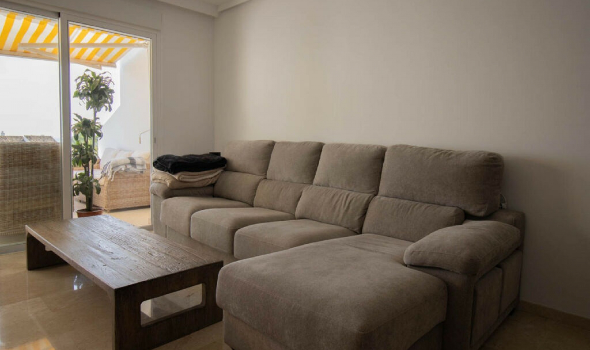 Resale - Apartment -
Nueva Andalucía