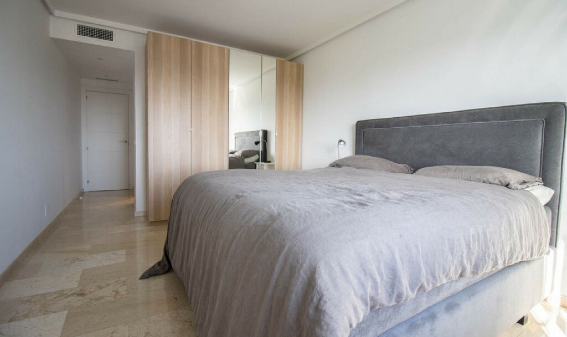 Resale - Apartment -
Nueva Andalucía