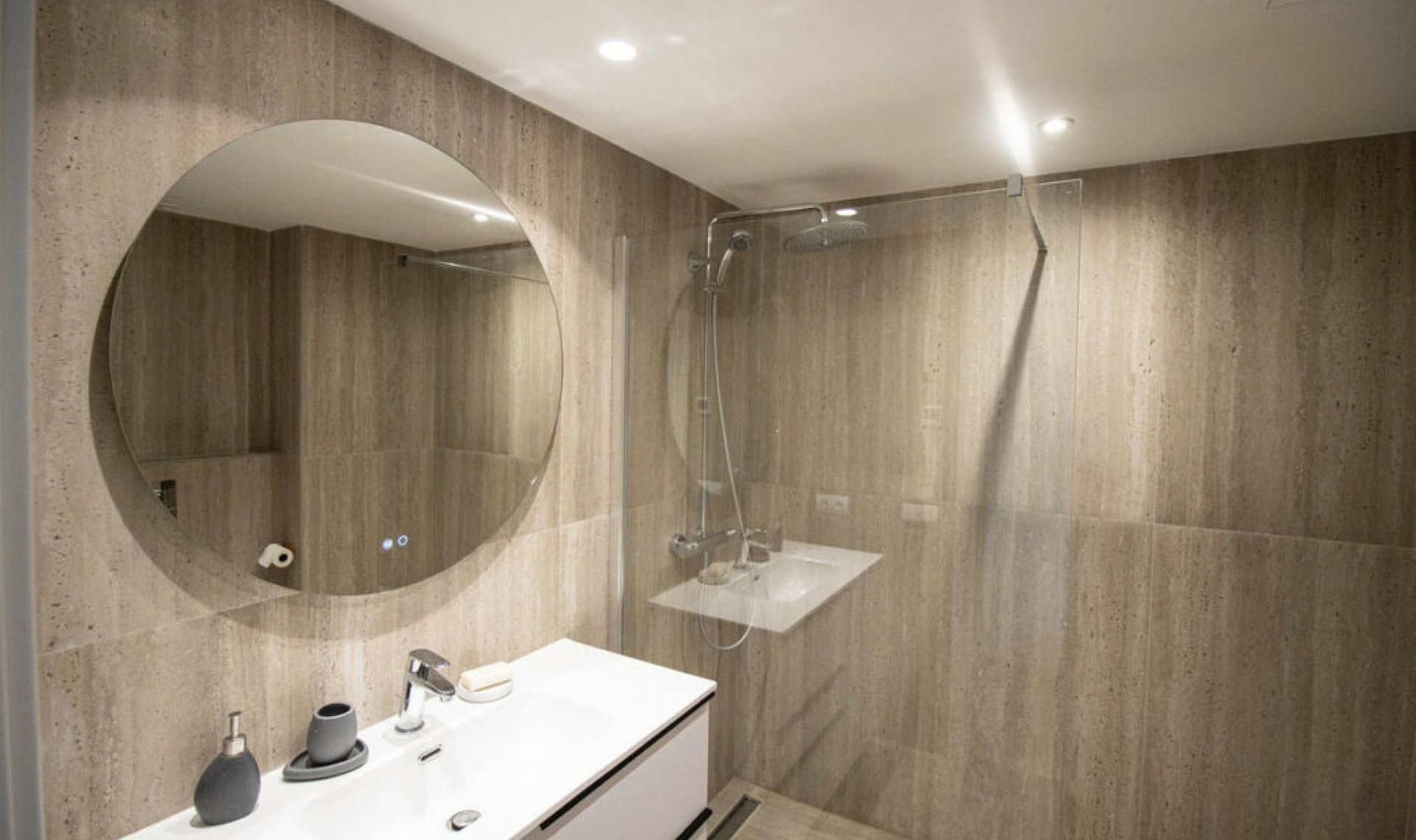 Resale - Apartment -
Nueva Andalucía