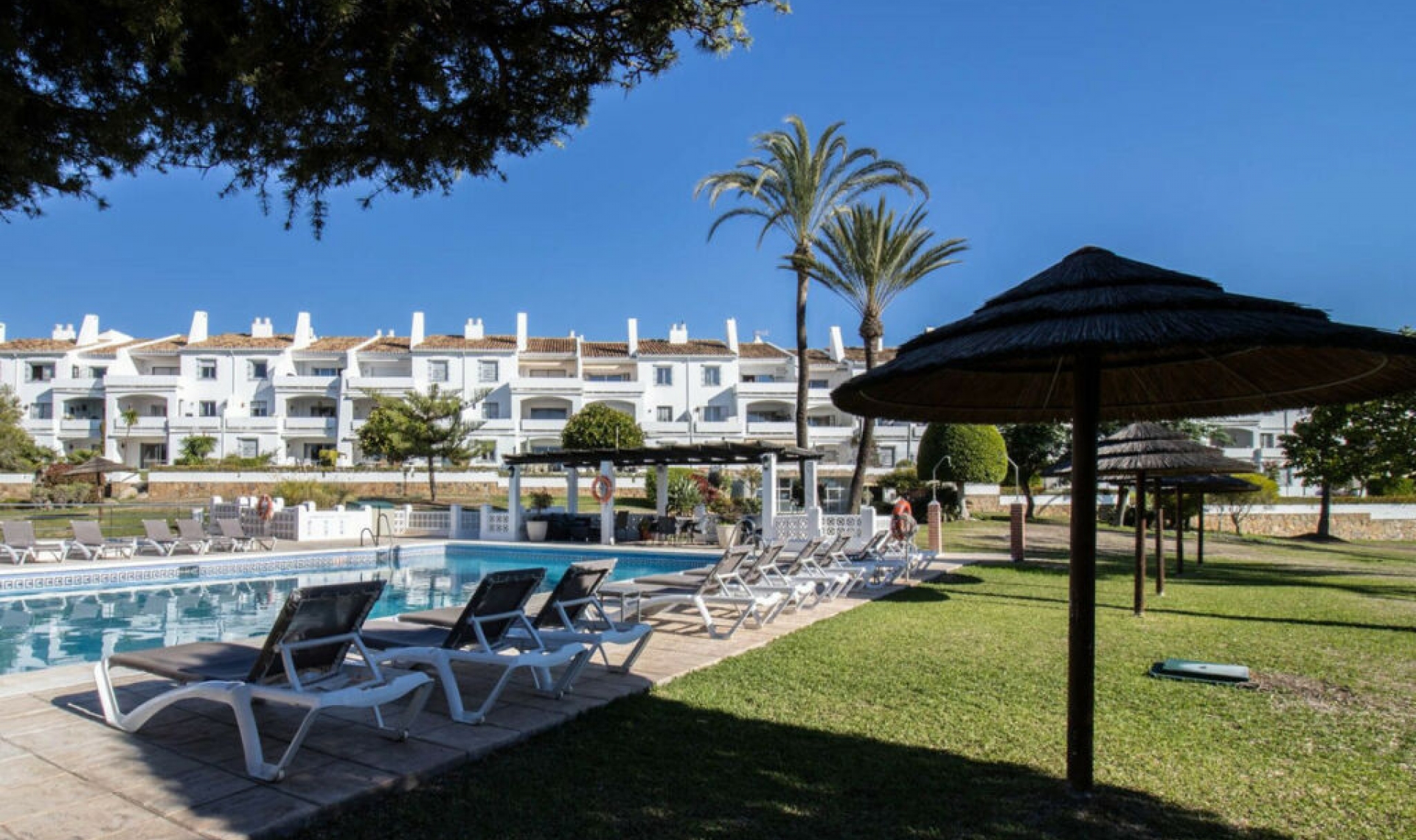 Resale - Apartment -
Nueva Andalucía