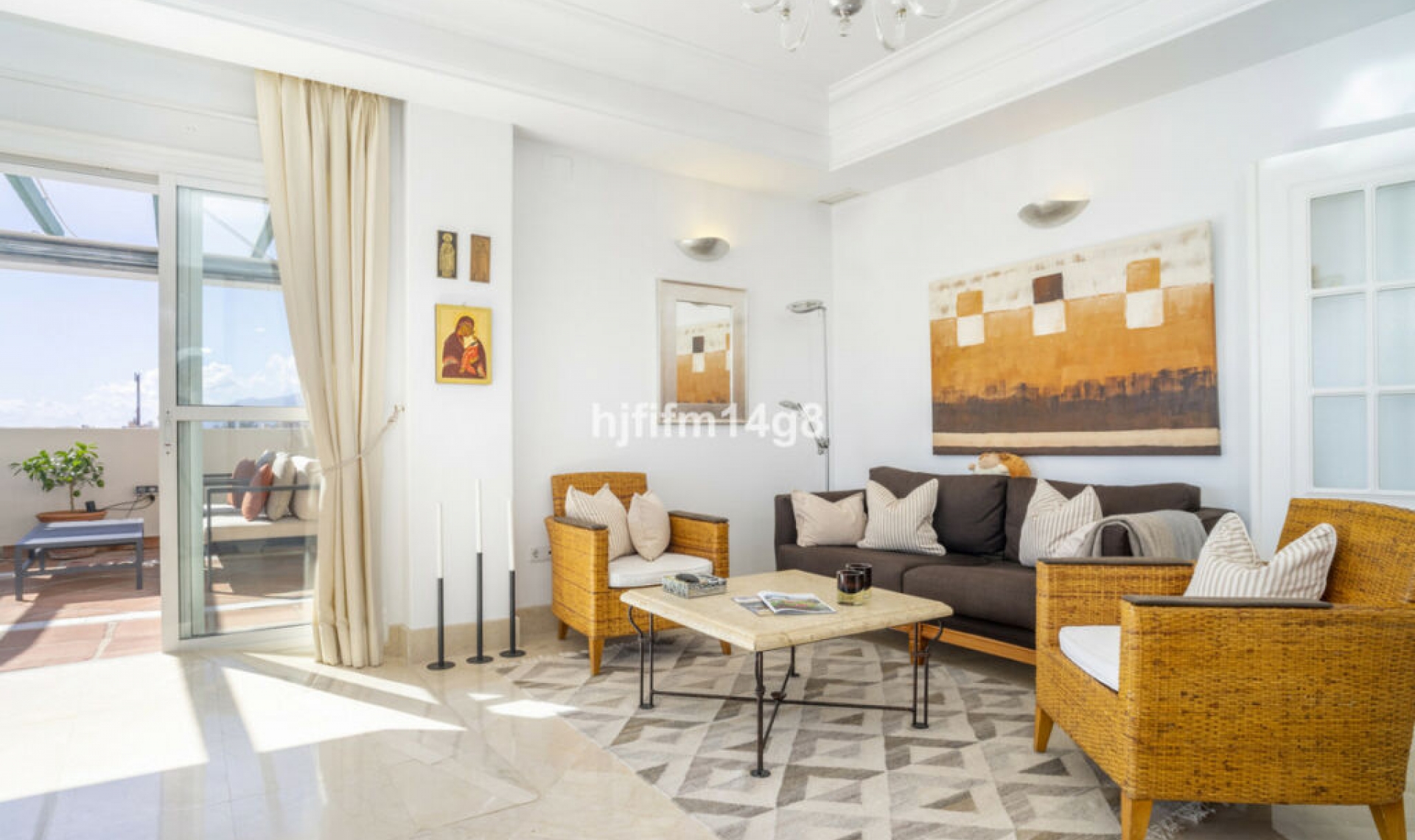 Resale - Apartment -
Nueva Andalucía