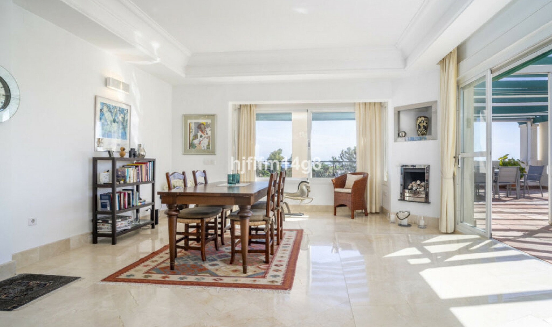 Resale - Apartment -
Nueva Andalucía