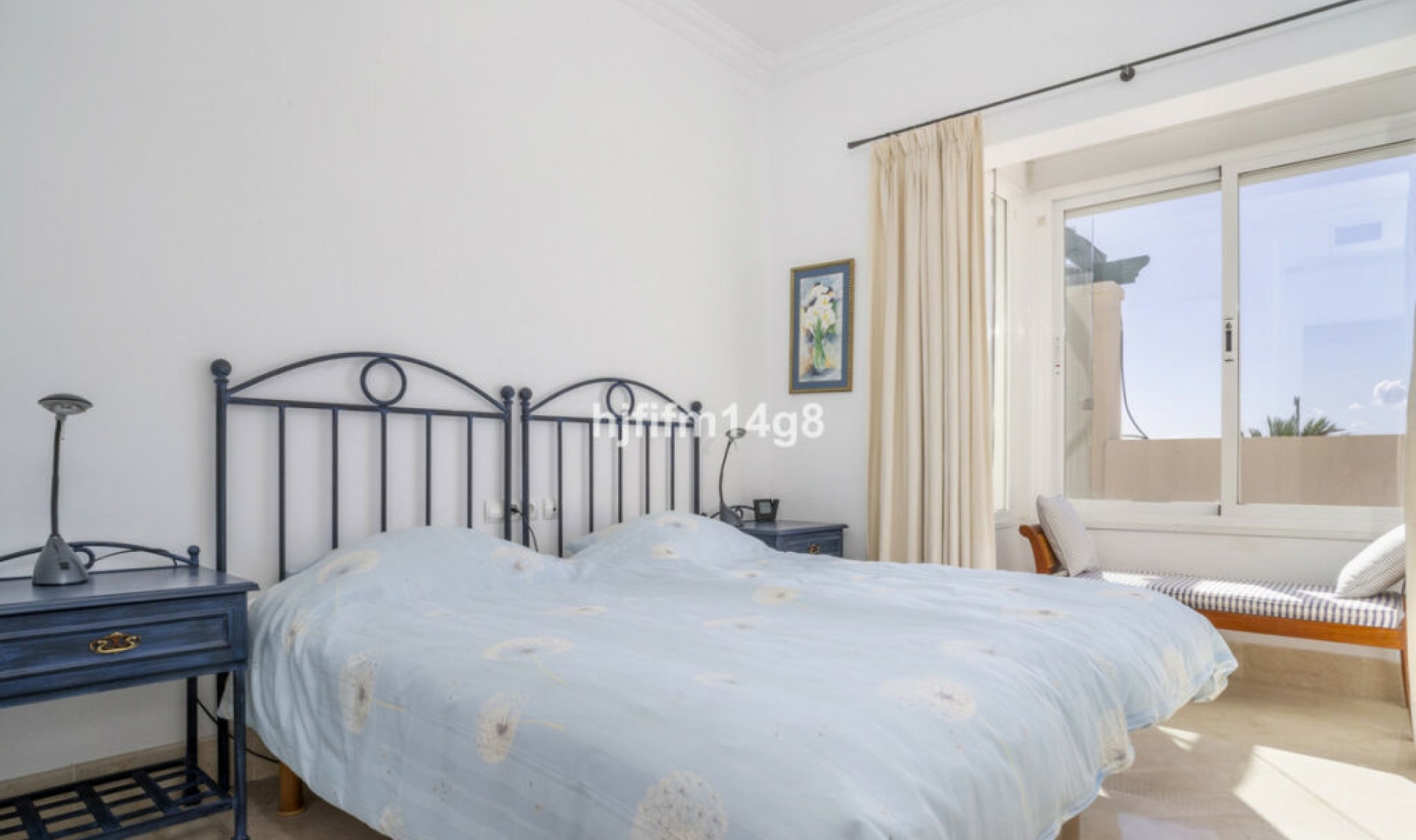 Resale - Apartment -
Nueva Andalucía