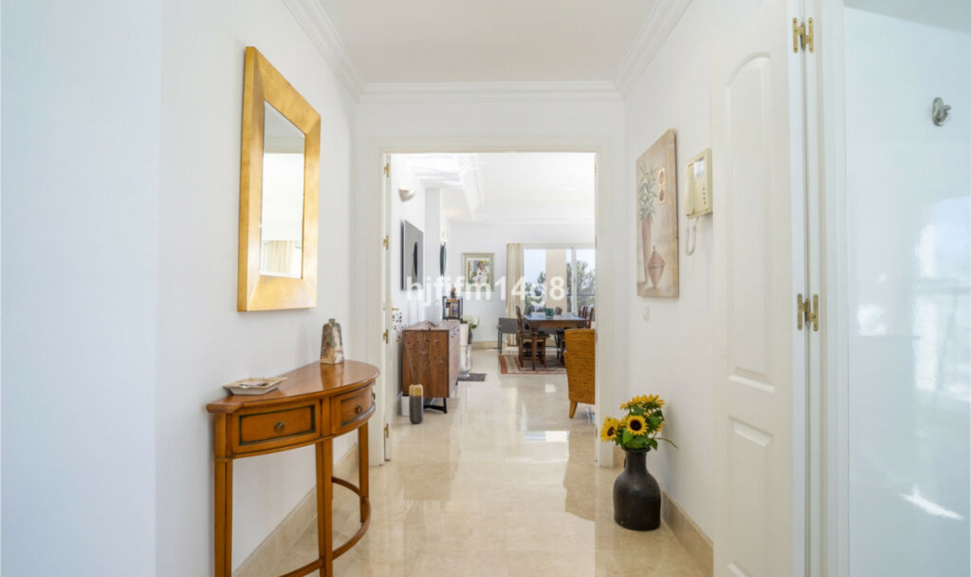 Resale - Apartment -
Nueva Andalucía