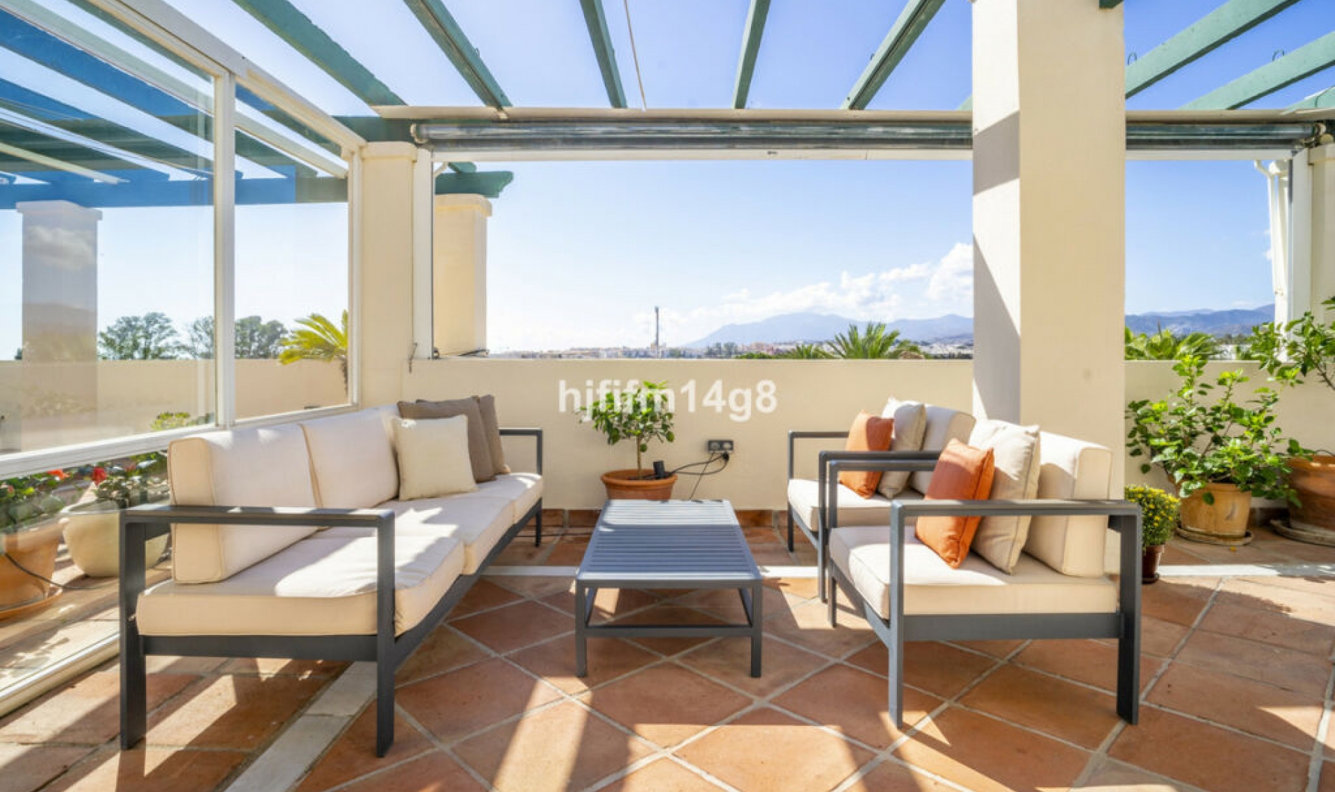 Resale - Apartment -
Nueva Andalucía