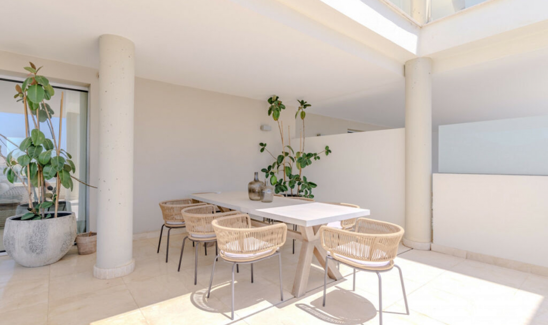 Resale - Apartment -
Nueva Andalucía