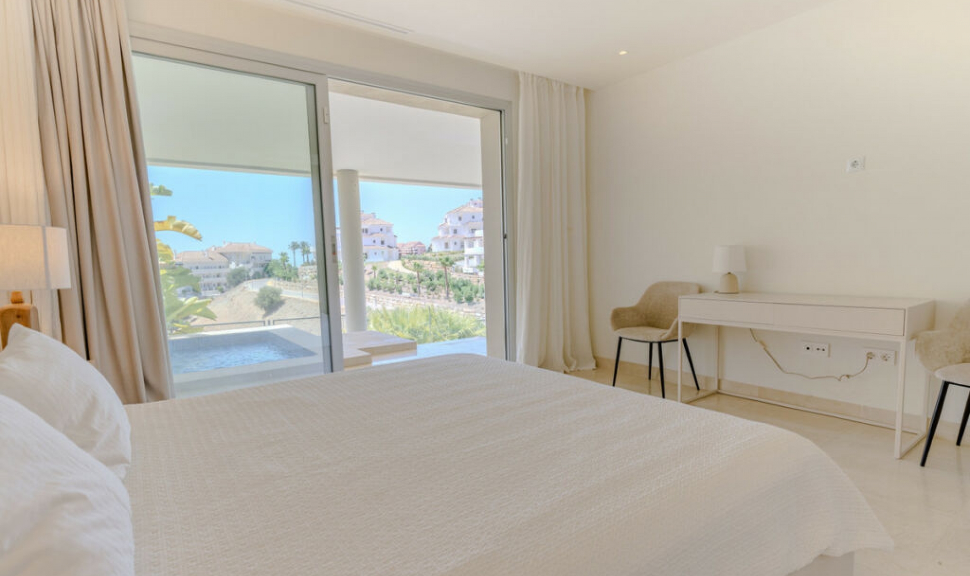 Resale - Apartment -
Nueva Andalucía