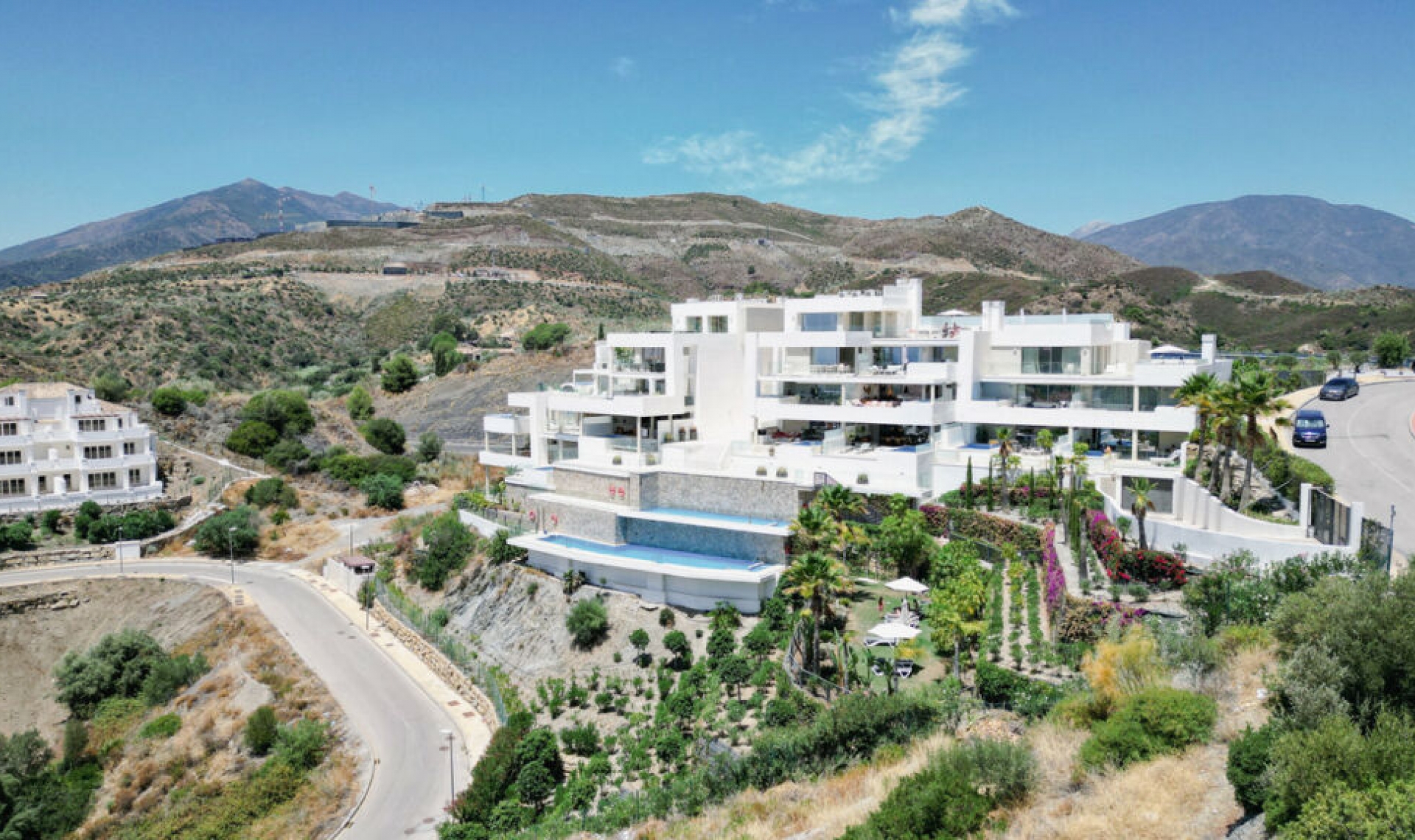 Resale - Apartment -
Nueva Andalucía