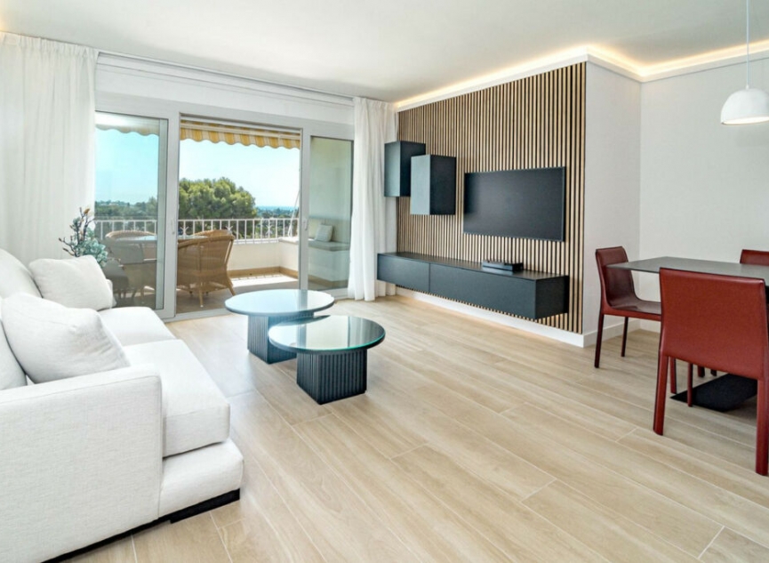 Resale - Apartment -
Nueva Andalucía