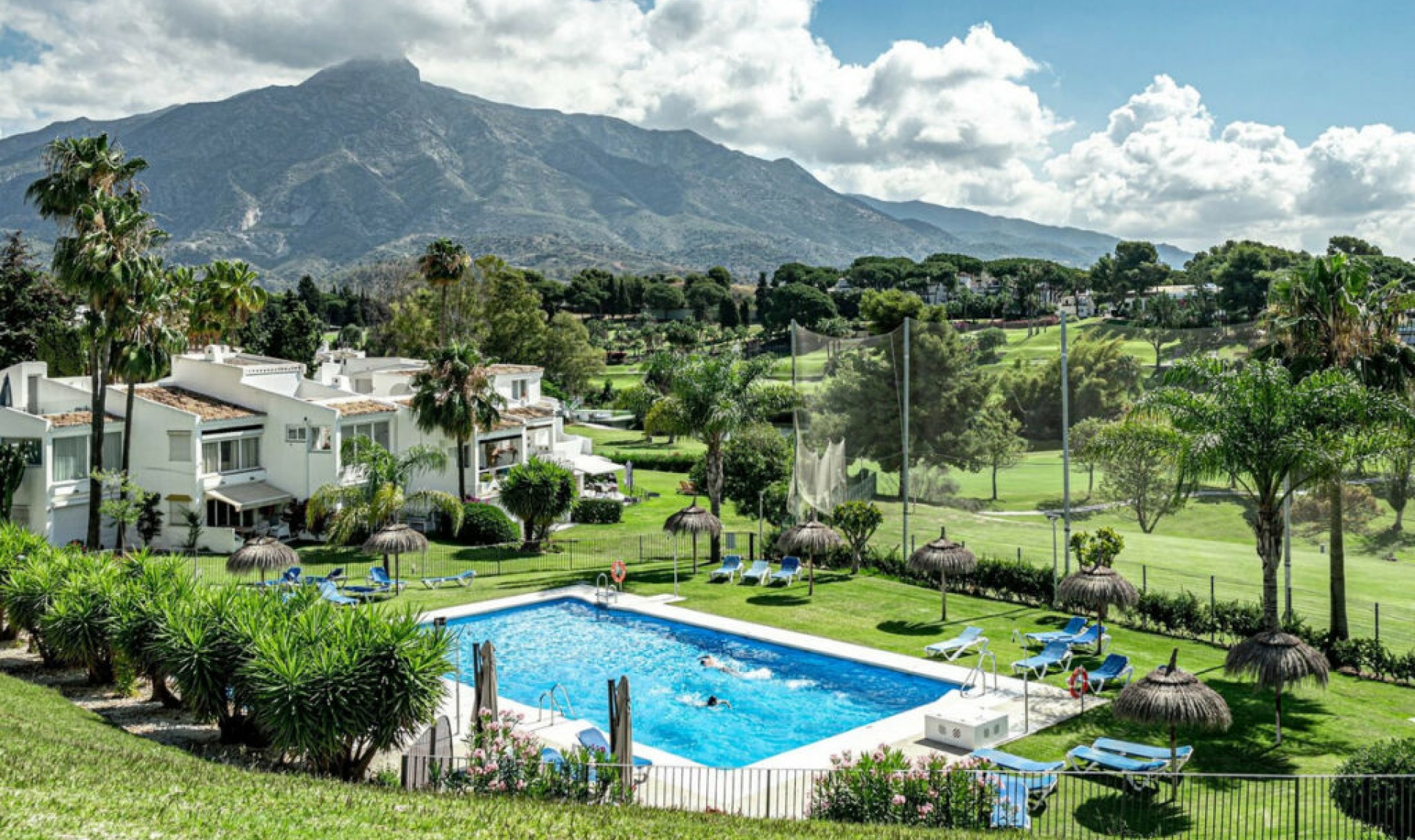 Resale - Apartment -
Nueva Andalucía