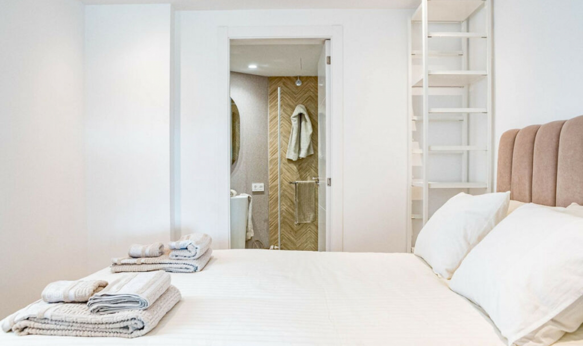 Resale - Apartment -
Nueva Andalucía