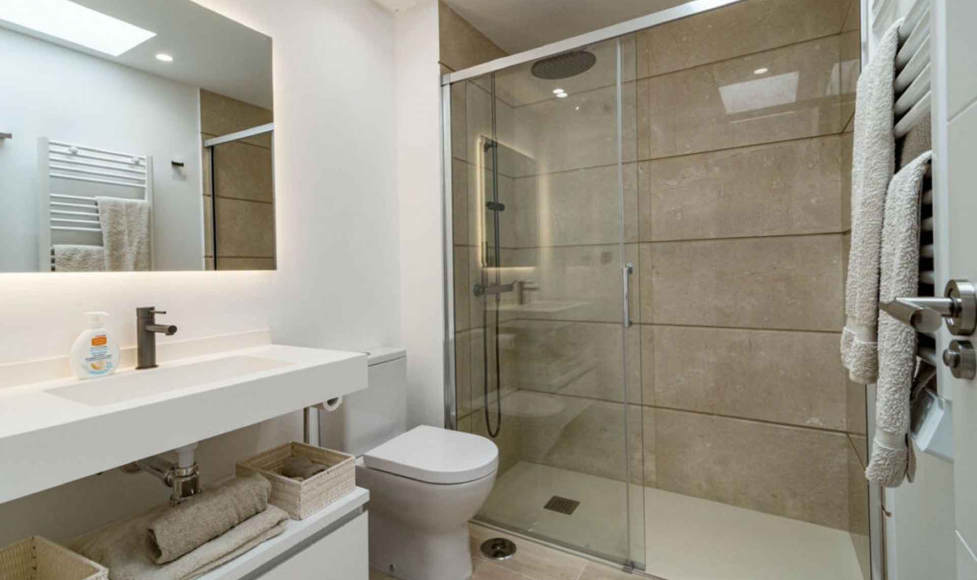 Resale - Apartment -
Nueva Andalucía