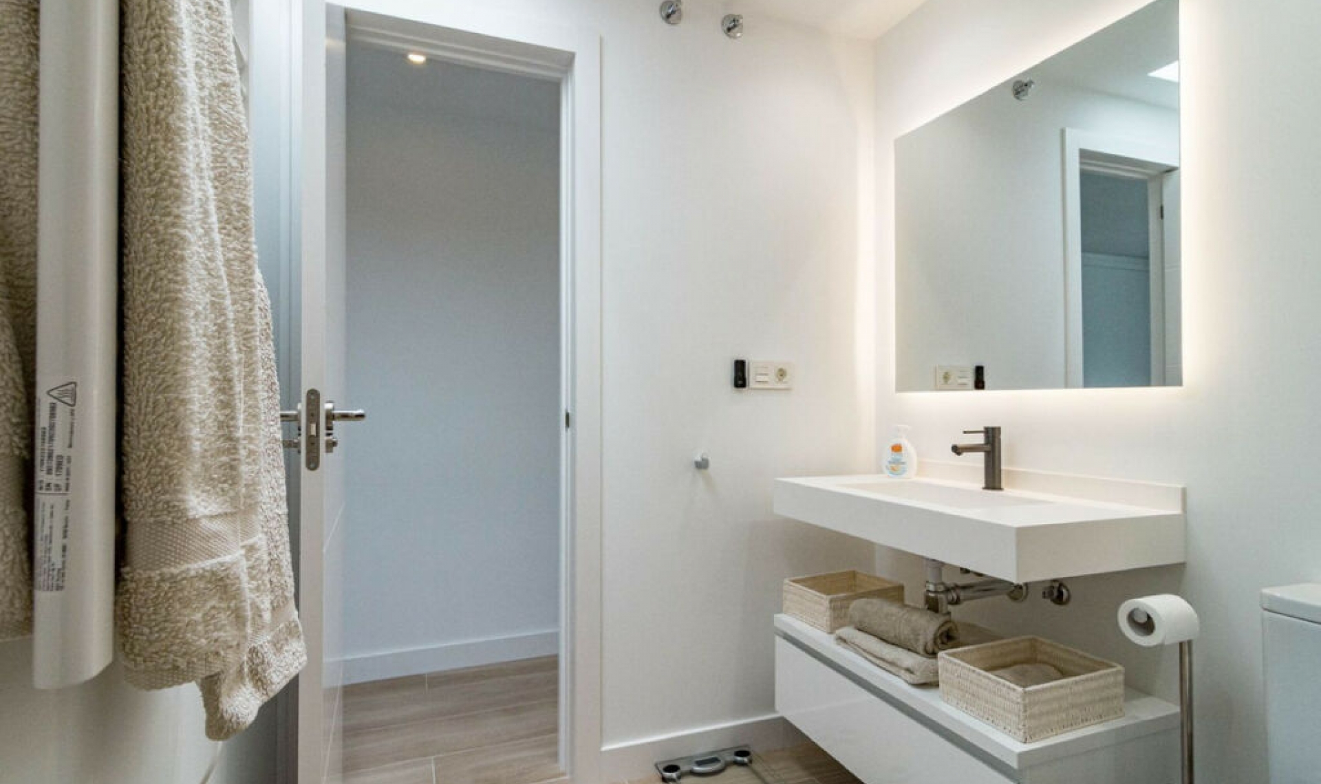 Resale - Apartment -
Nueva Andalucía