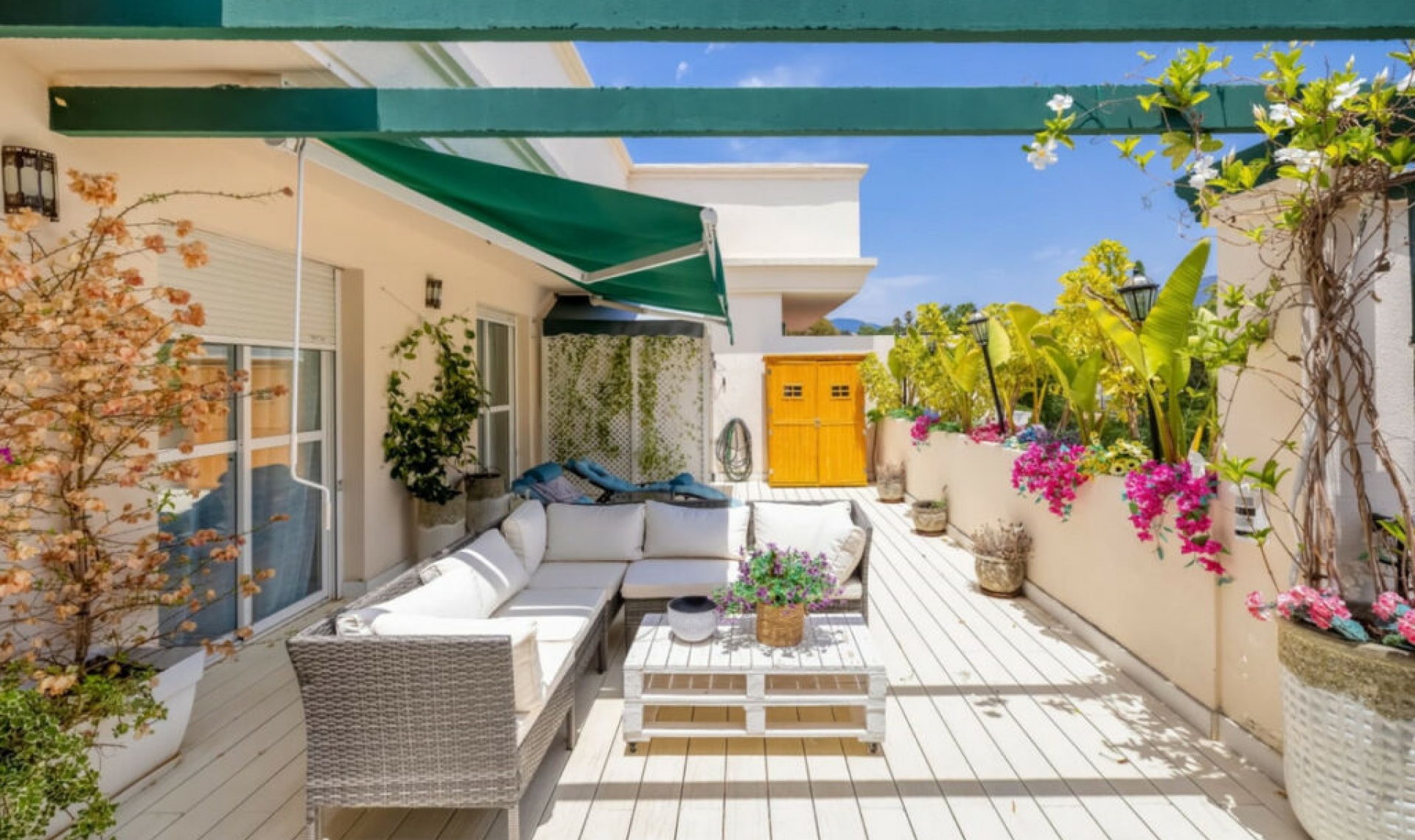 Resale - Apartment -
Nueva Andalucía