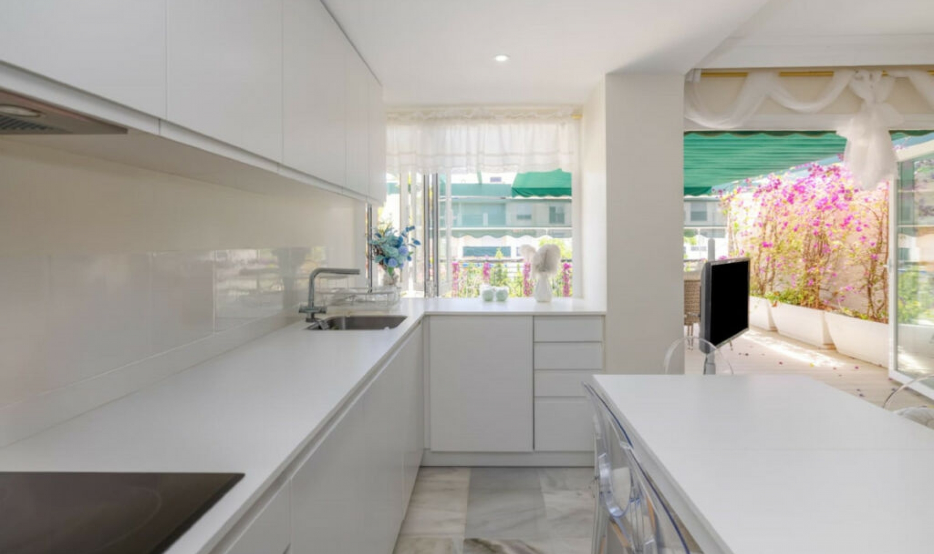 Resale - Apartment -
Nueva Andalucía