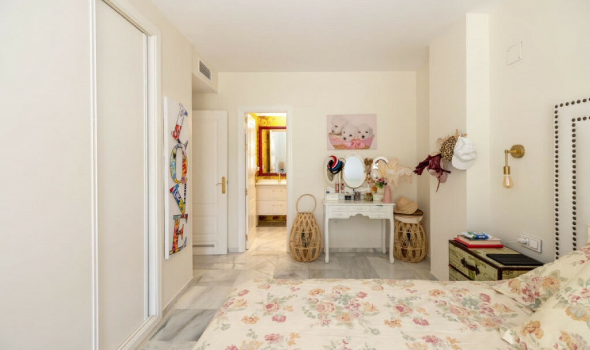 Resale - Apartment -
Nueva Andalucía